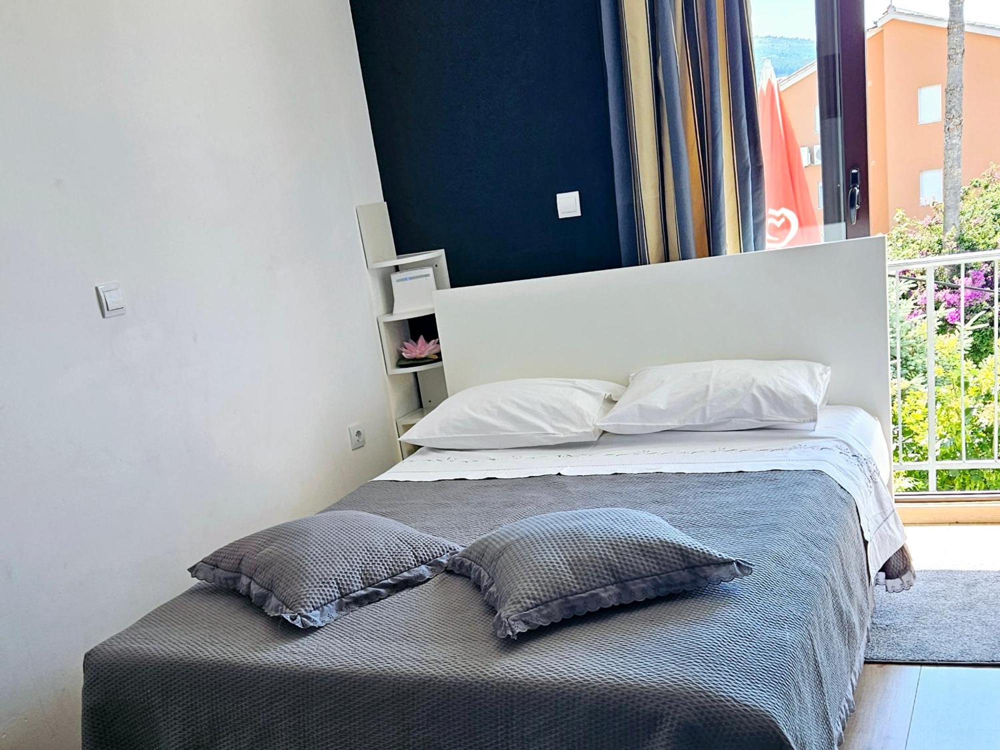 Apartments Casablanca Podstrana Zewnętrze zdjęcie